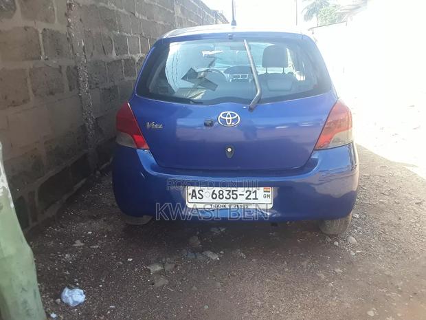 Toyota Vitz 2010 Blue