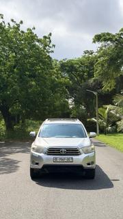 Toyota Highlander Limited 2010 Silver for sale