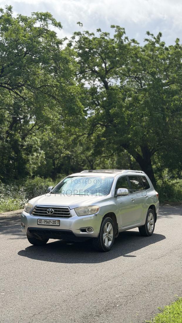 Toyota Highlander Limited 2010 Silver