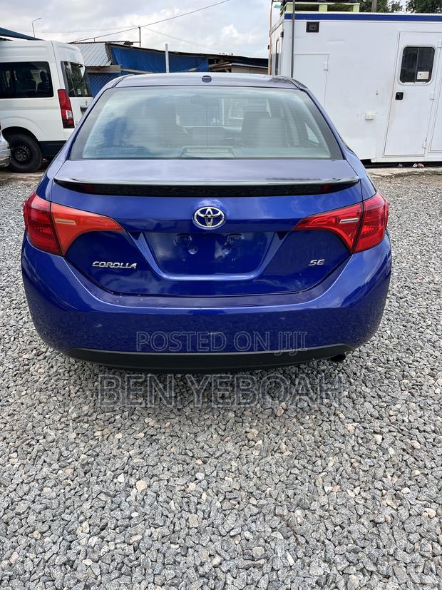 Toyota Corolla SE 4dr Sedan (1.8L 4cyl CVT) 2017 Blue