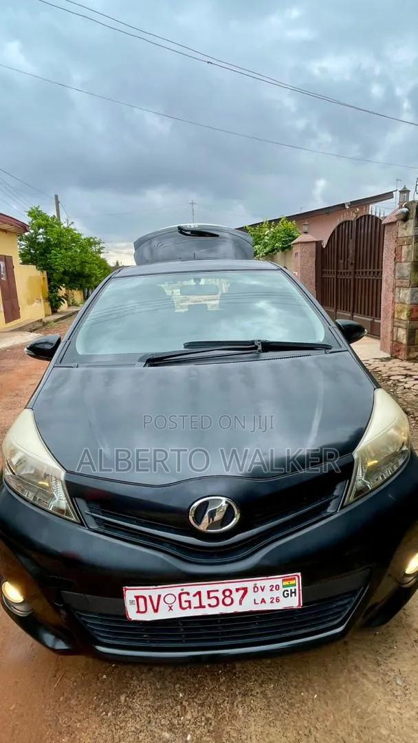 Toyota Vitz 2014 Black