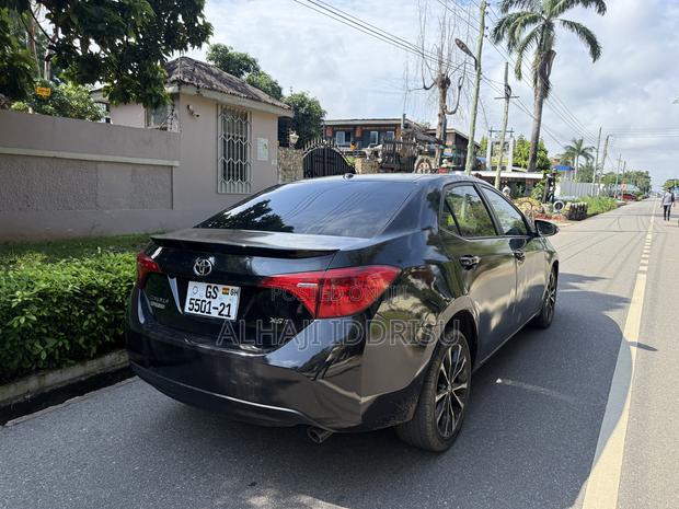 Toyota Corolla XSE (1.8L 4cyl 2A) 2019 Black
