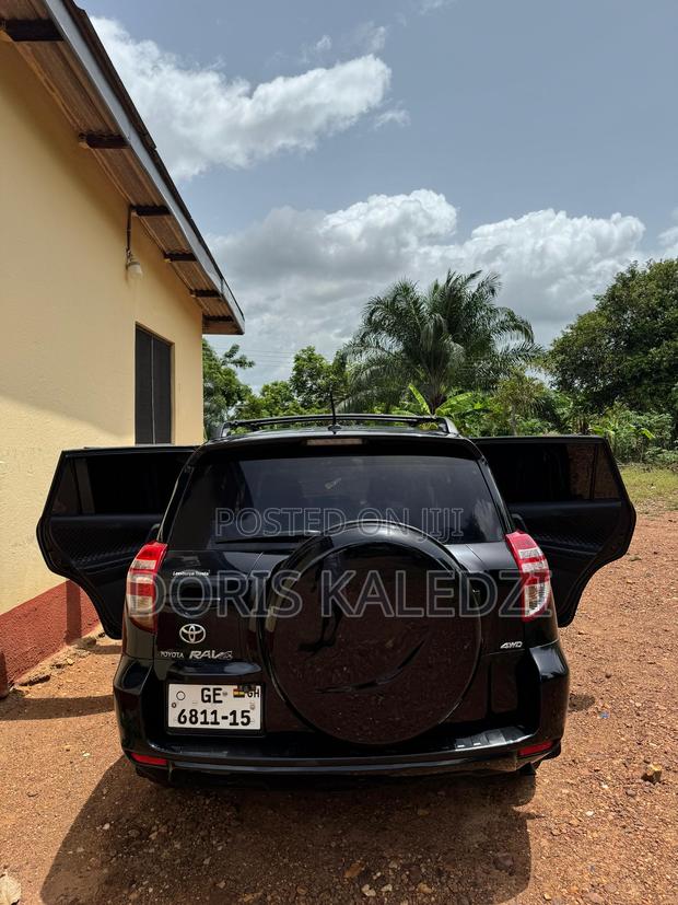 Toyota RAV4 Limited 2009 Black