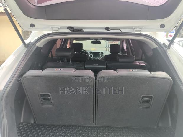 Hyundai Santa Fe 2017 White