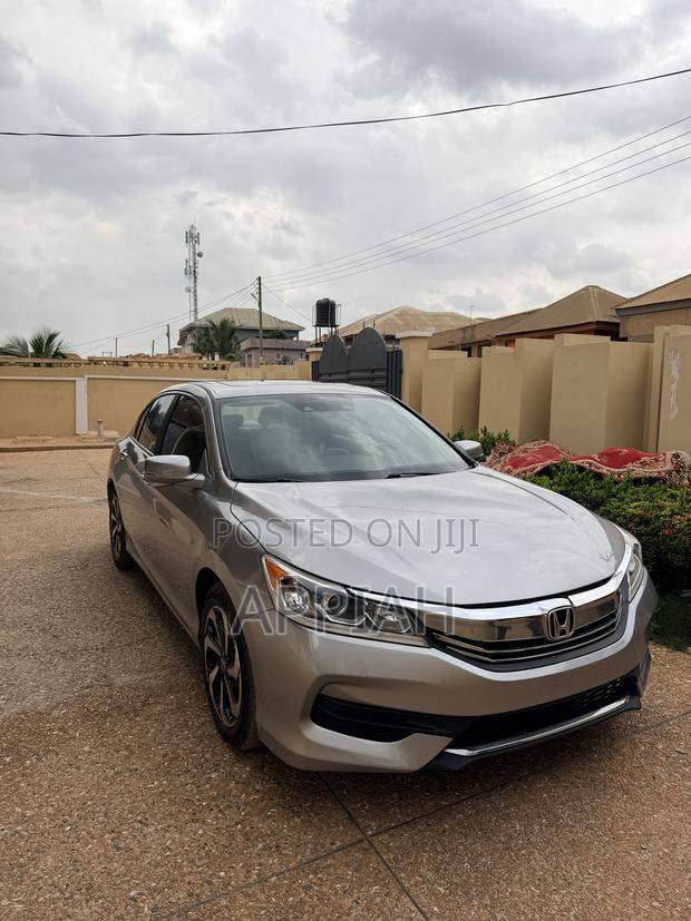 Honda Accord EX-L 4dr Sedan FWD (2.4L 4cyl 2A) 2016 Silver