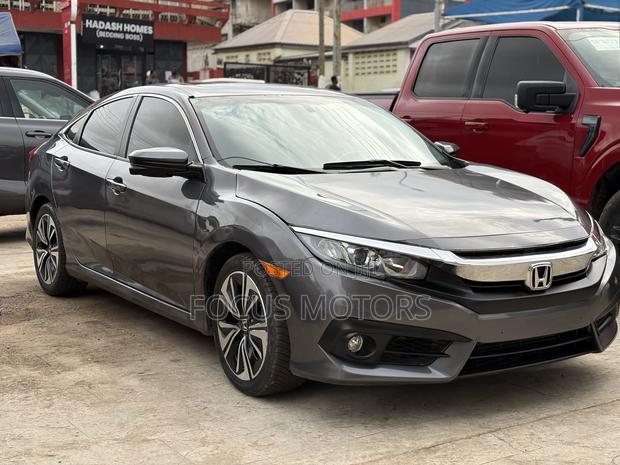 Honda Civic EX-L 4dr Sedan (1.5L 4cyl) 2017 Gray