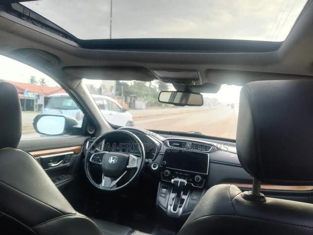 Honda CR-V Touring AWD 2018 Gray