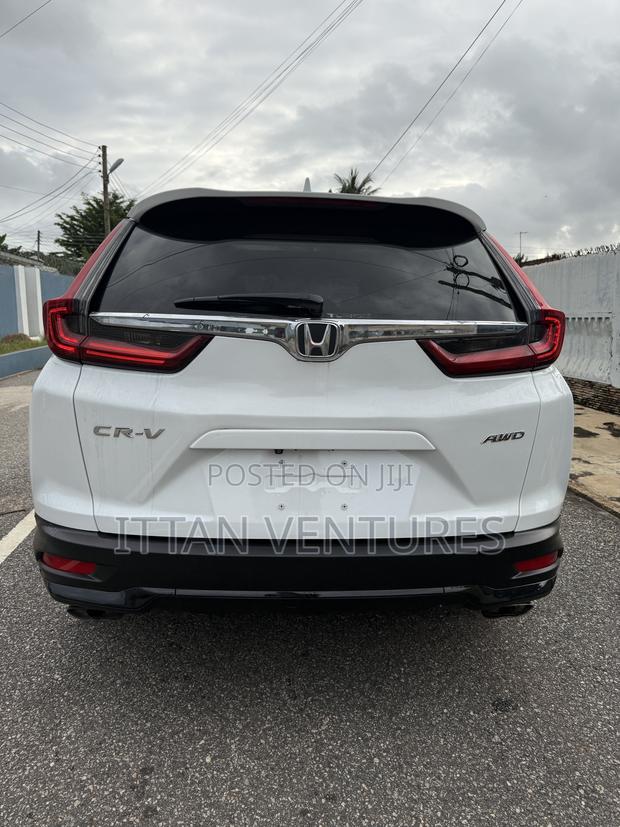 Honda CR-V Special Edition 2021 White