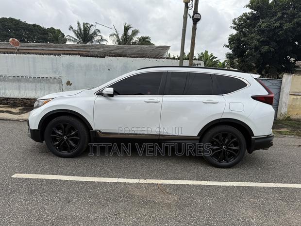 Honda CR-V Special Edition 2021 White