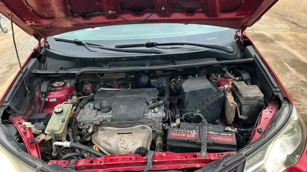 Toyota RAV4 2013 Red