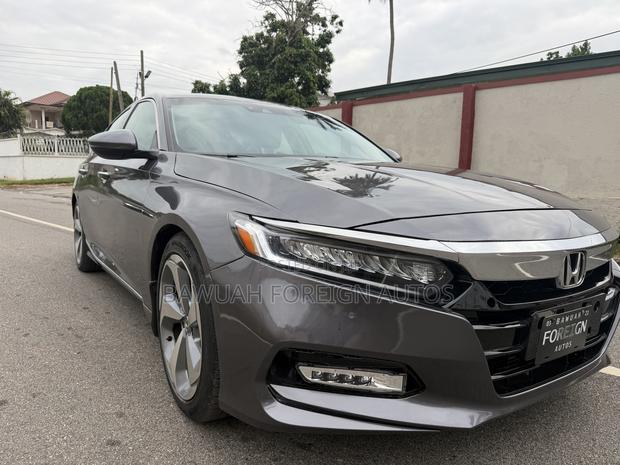 Honda Accord 2019 Gray
