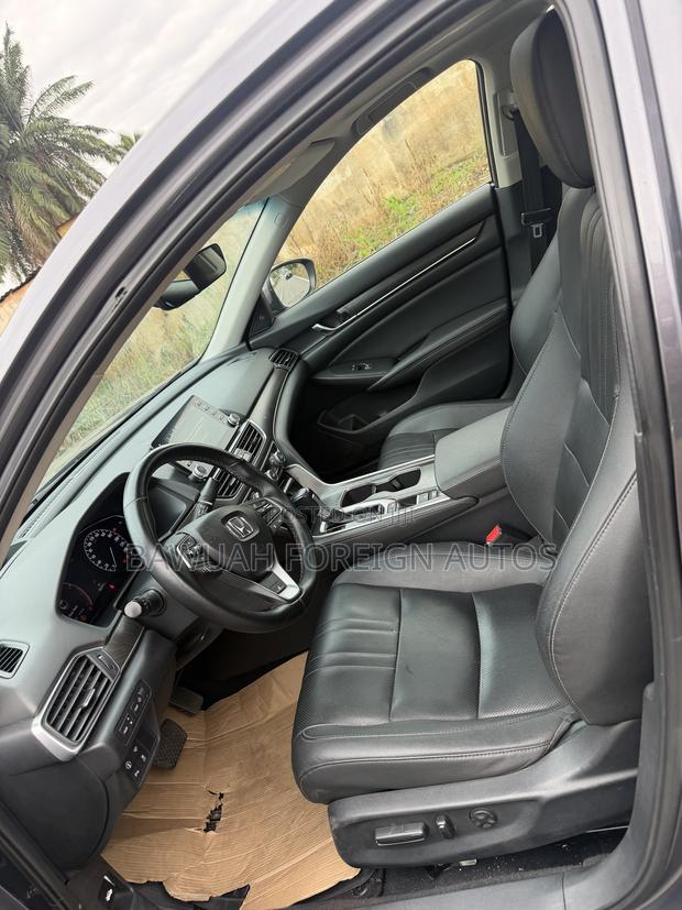 Honda Accord 2019 Gray