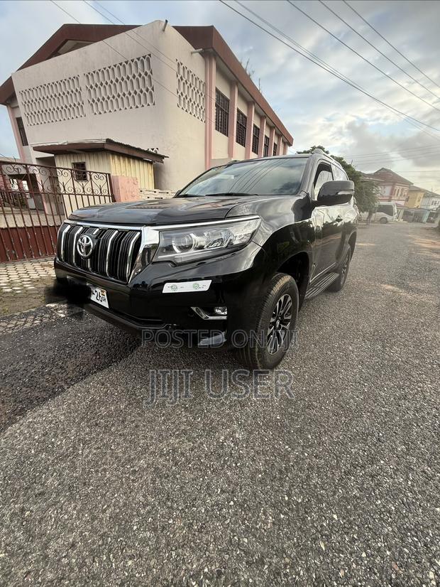 Toyota Land Cruiser Prado 2.7 i 2012 Black