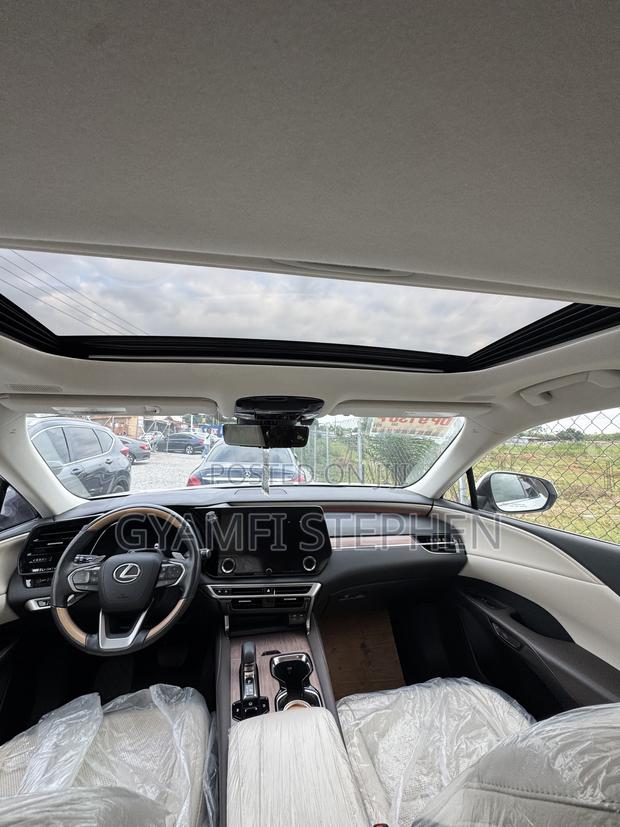Lexus RX 350 Premium Plus 2023 White