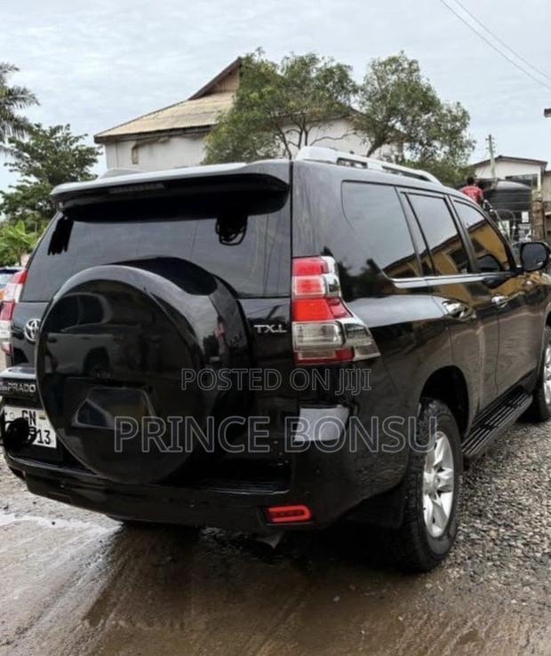 Toyota Land Cruiser Prado 2013 Black