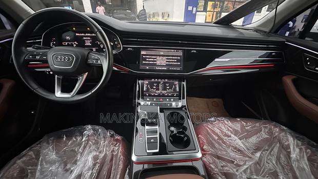 Audi Q7 Premium Plus 2024 White
