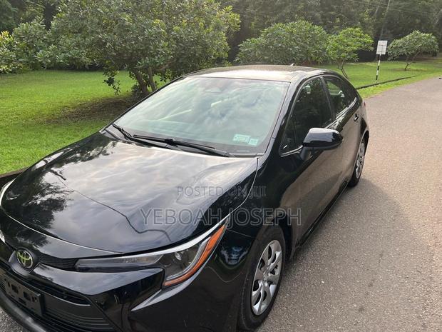 Toyota Corolla LE 2023 Black