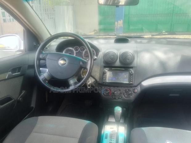 Chevrolet Aveo 2010 White