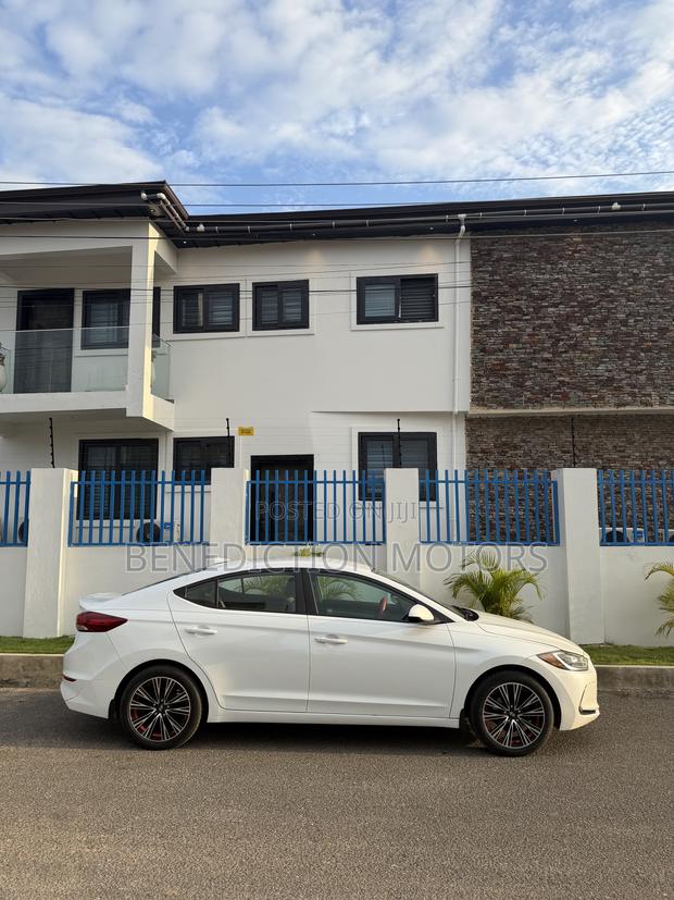 Hyundai Elantra SE 2018 White