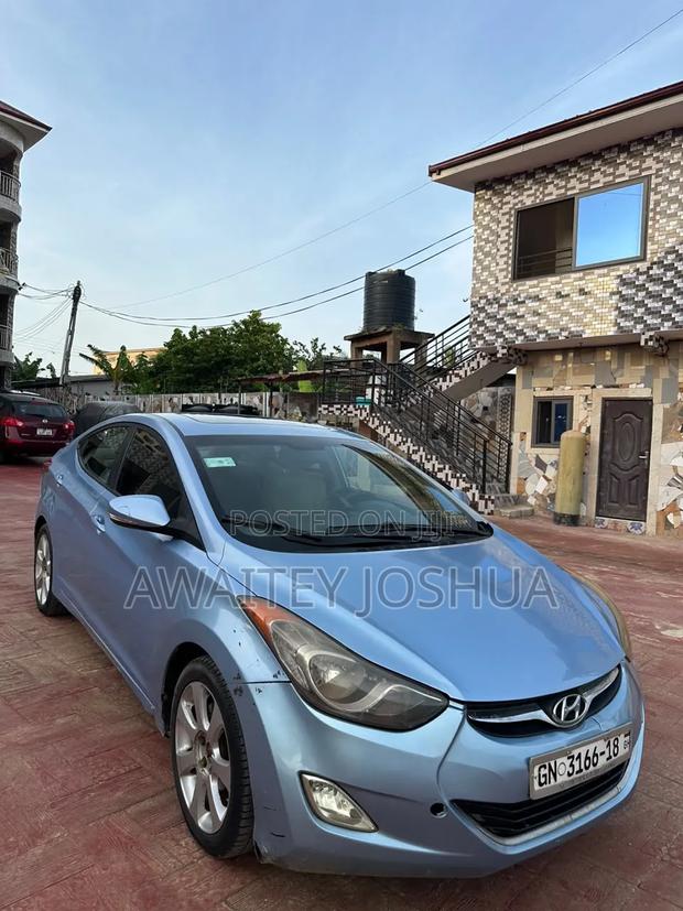 Hyundai Elantra 2013 Blue