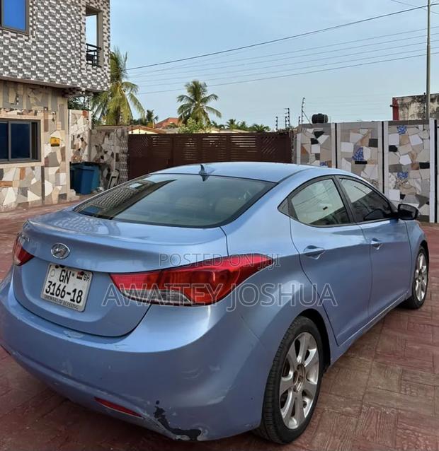Hyundai Elantra 2013 Blue