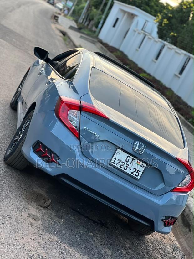 Honda Civic EX 4dr Sedan (2.0L 4cyl) 2017 Blue