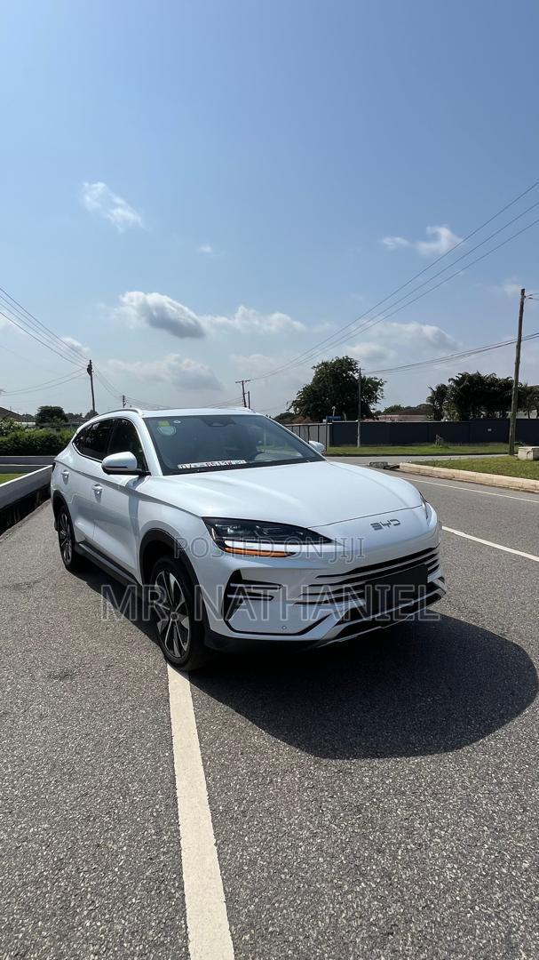 BYD Song Plus 2025 White
