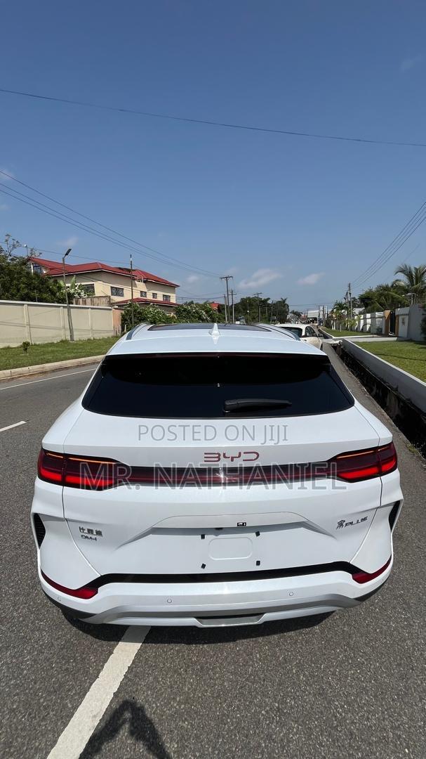 BYD Song Plus 2025 White