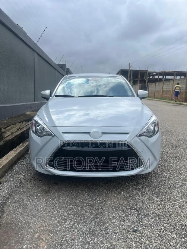 Toyota Yaris iA 1.5 FWD 2019 Off white