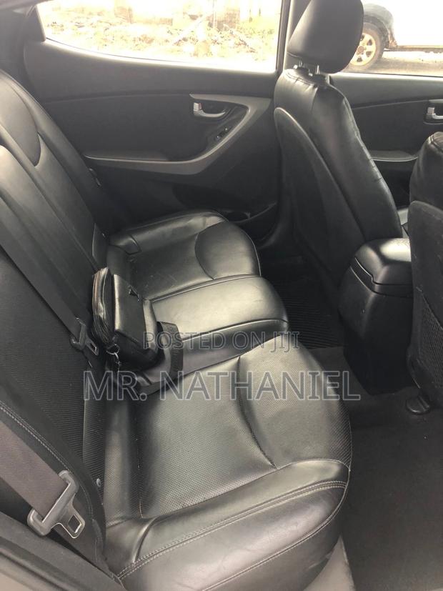 Hyundai Elantra 2014 Silver