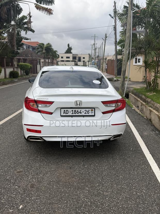 Honda Accord 2018 White