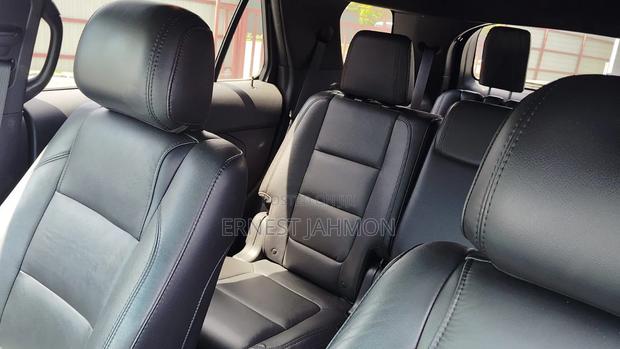 Ford Explorer 2015 Black