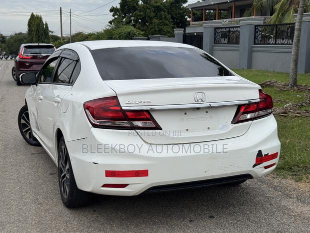 Honda Civic EX-L 4dr Sedan (1.8L 4cyl CVT) 2015 White