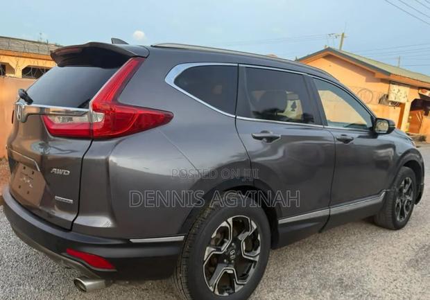 Honda CR-V 2018 Gray
