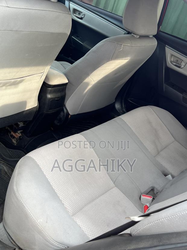 Toyota Corolla LE 4dr Sedan (1.8L 4cyl CVT) 2015 Red