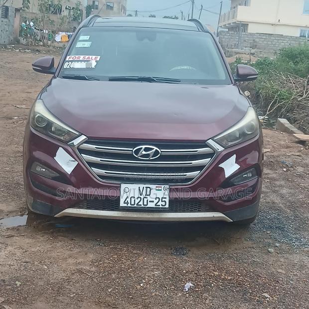 Hyundai Tucson Value FWD 2018 Red