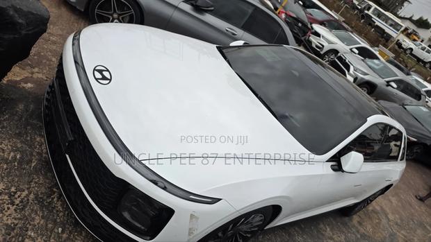 Hyundai Grandeur 2025 White