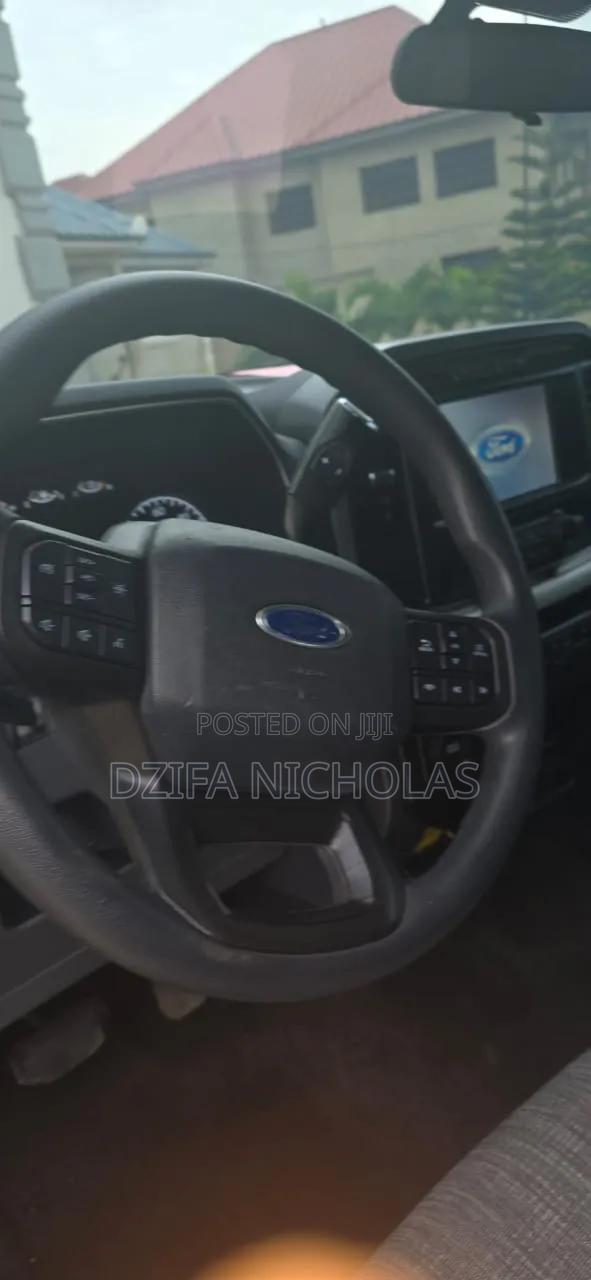 Ford F-150 2022 Silver