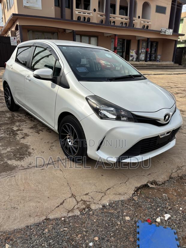 Toyota Vitz 1.3 AWD 3dr 2015 White