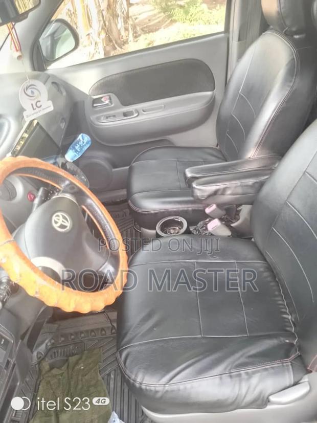 Toyota Sienta 2013 Black