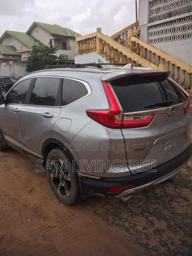 Honda CR-V Touring AWD 2018 Silver