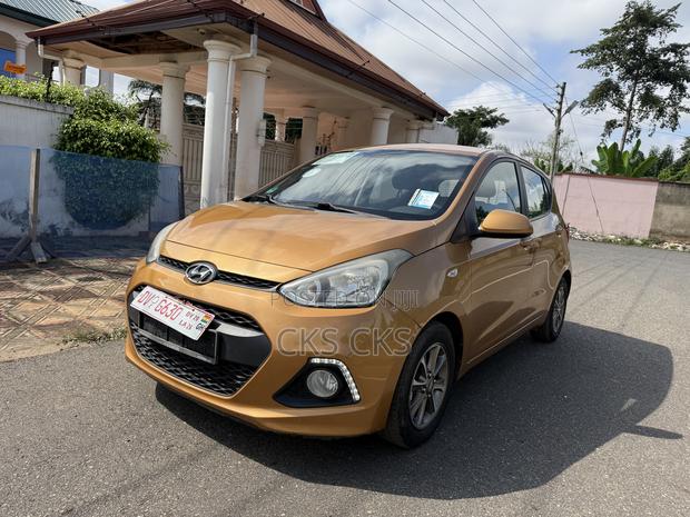Hyundai I10 2015 Gold