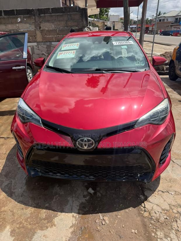 Toyota Corolla SE (1.8L 4cyl 2A) 2018 Red