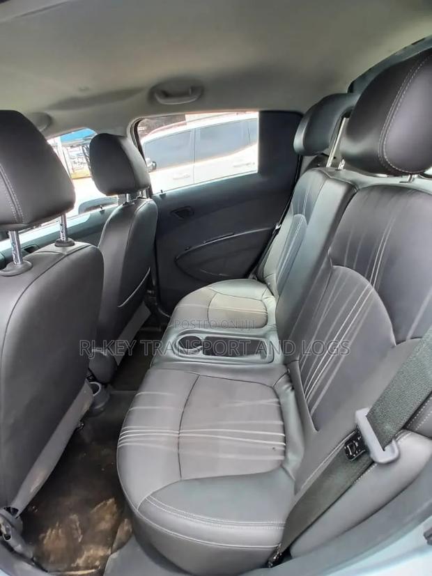Chevrolet Spark 2015 Silver