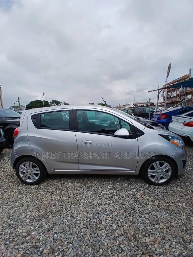 Chevrolet Spark 2015 Silver