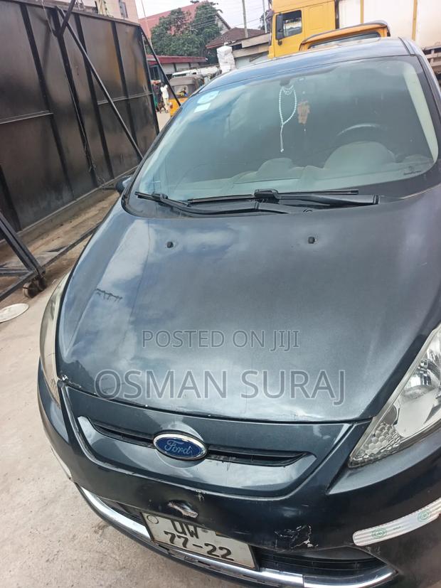Ford Fiesta 2013 Gray