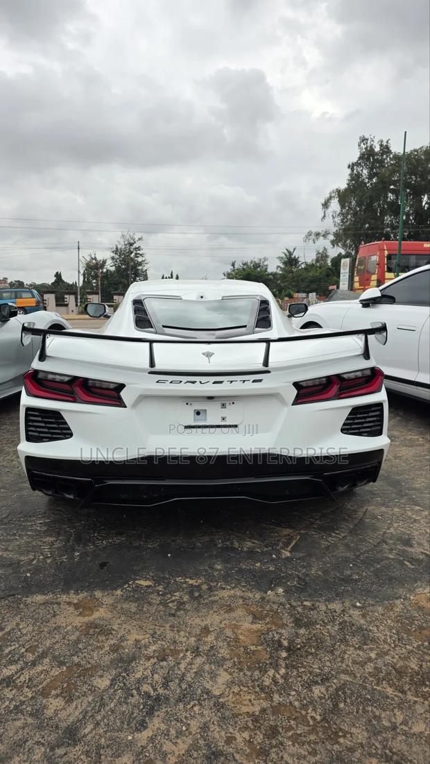 Chevrolet Corvette E-Ray 2025 White