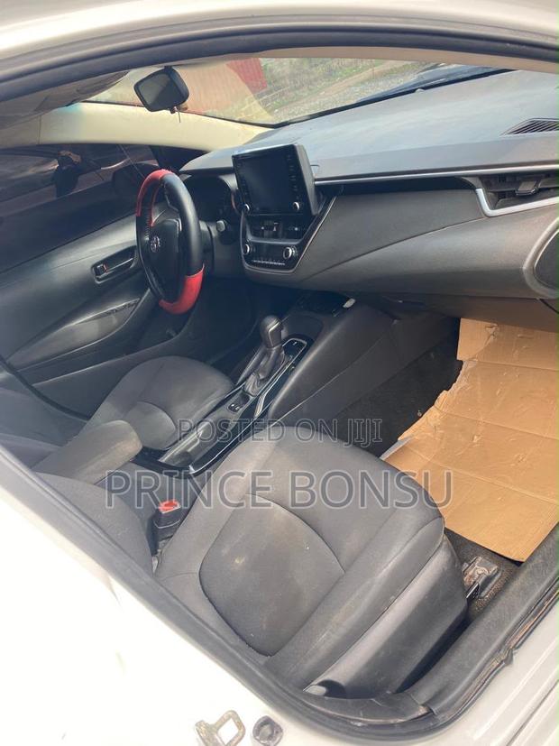Toyota Corolla 2022 White