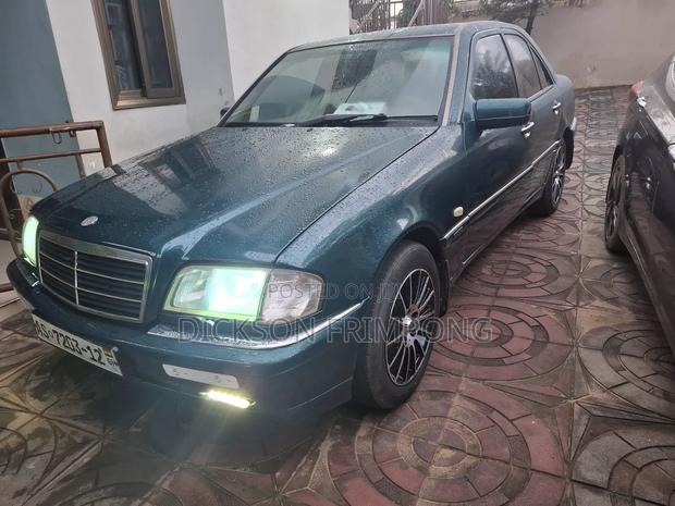 Mercedes-Benz C180 2000 Green