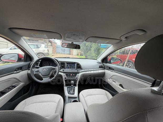 Hyundai Elantra Sport 2018 Red